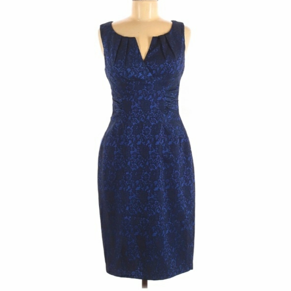 Adrianna Papell Blue Floral  Cocktail Dress Sheath Sleeveless Size 4 scoopV-neck
